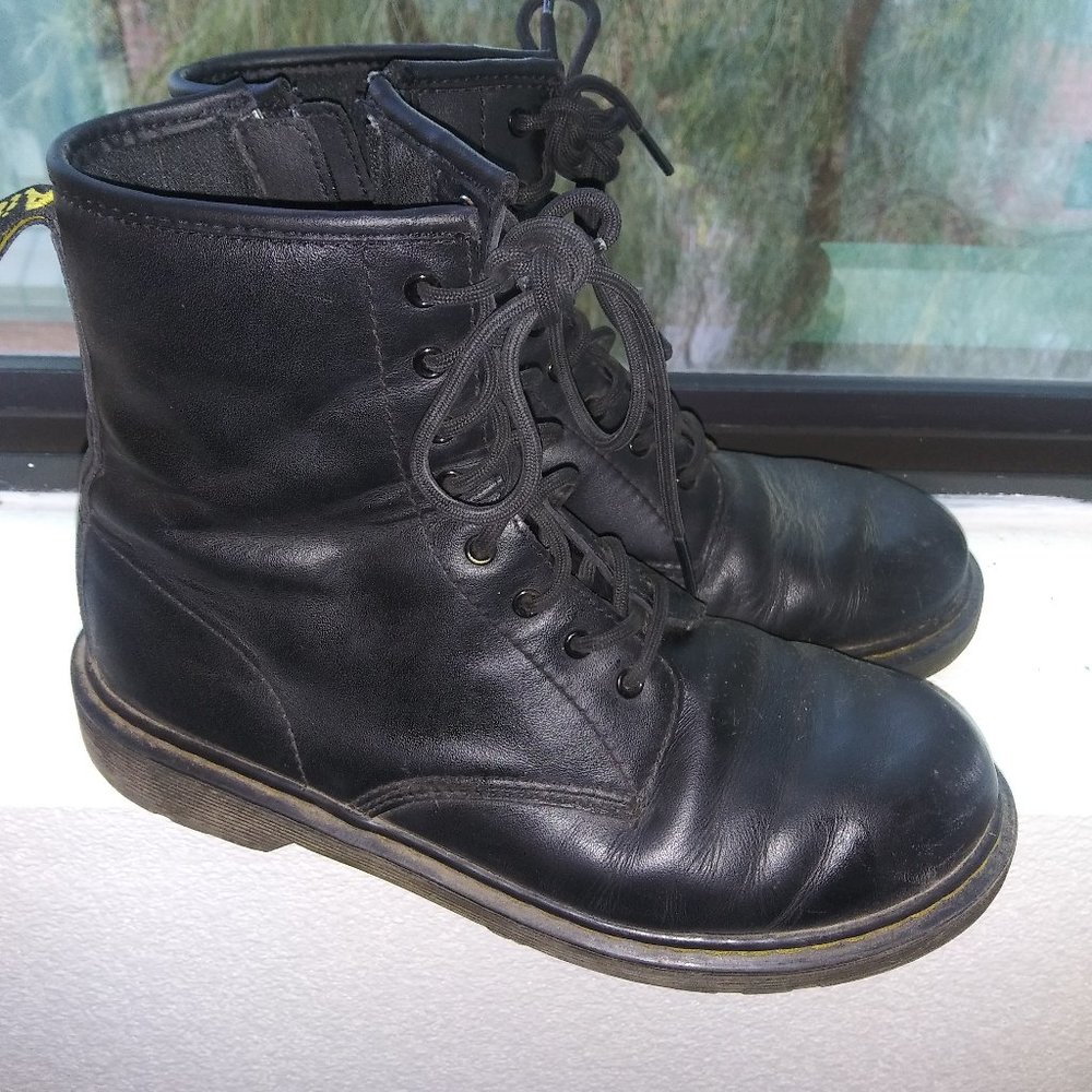 Dr. Marten's Youth 1460 Black Leather Boots